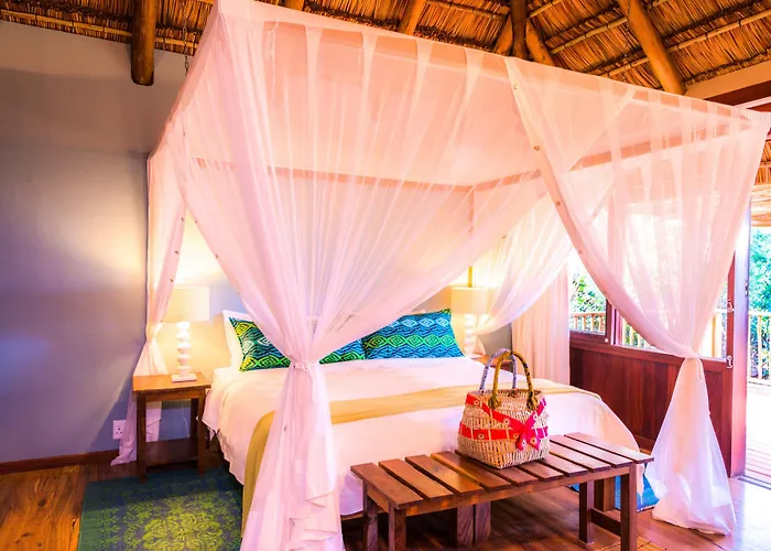 Machangulo Beach Lodge